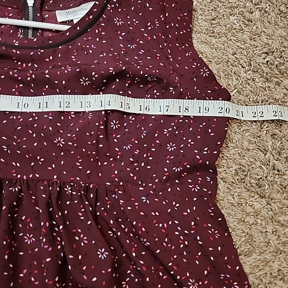 Maternity top short sleeve Burgendy print self tie back zip "Motherhood" Small - Picture 6 of 10